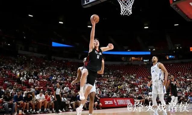 火力支援!韦尔斯全场10投5中,得到16分5篮板3助攻1抢断 火力支援!韦尔斯全场10投5中,得到16分5篮板3助攻1抢断